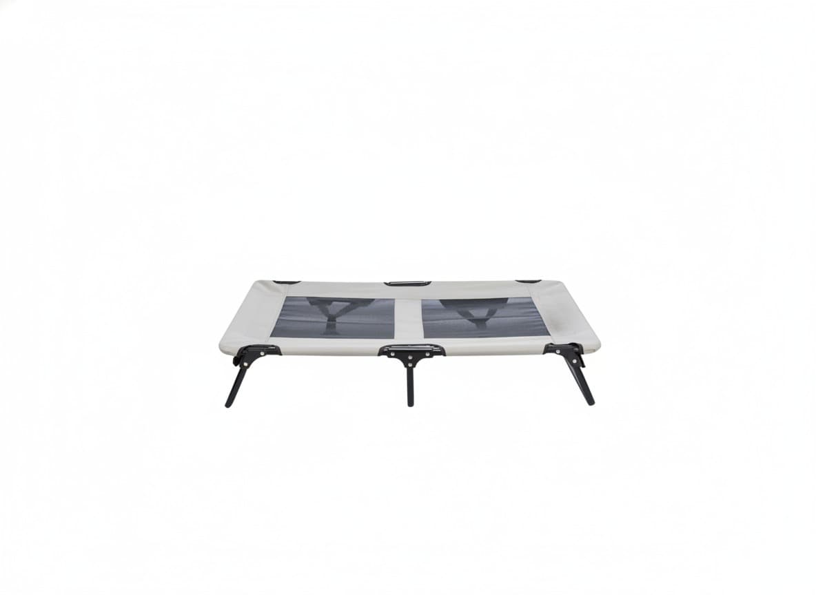 Trixie Hundeliege mit Metallgestell - 79 × 19 × 50 cm – Produktbild